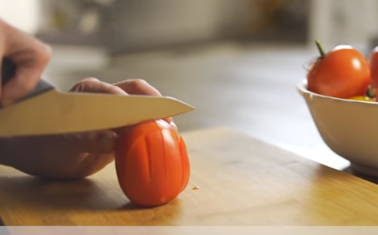 how to Slice and Dice Tomatoes
